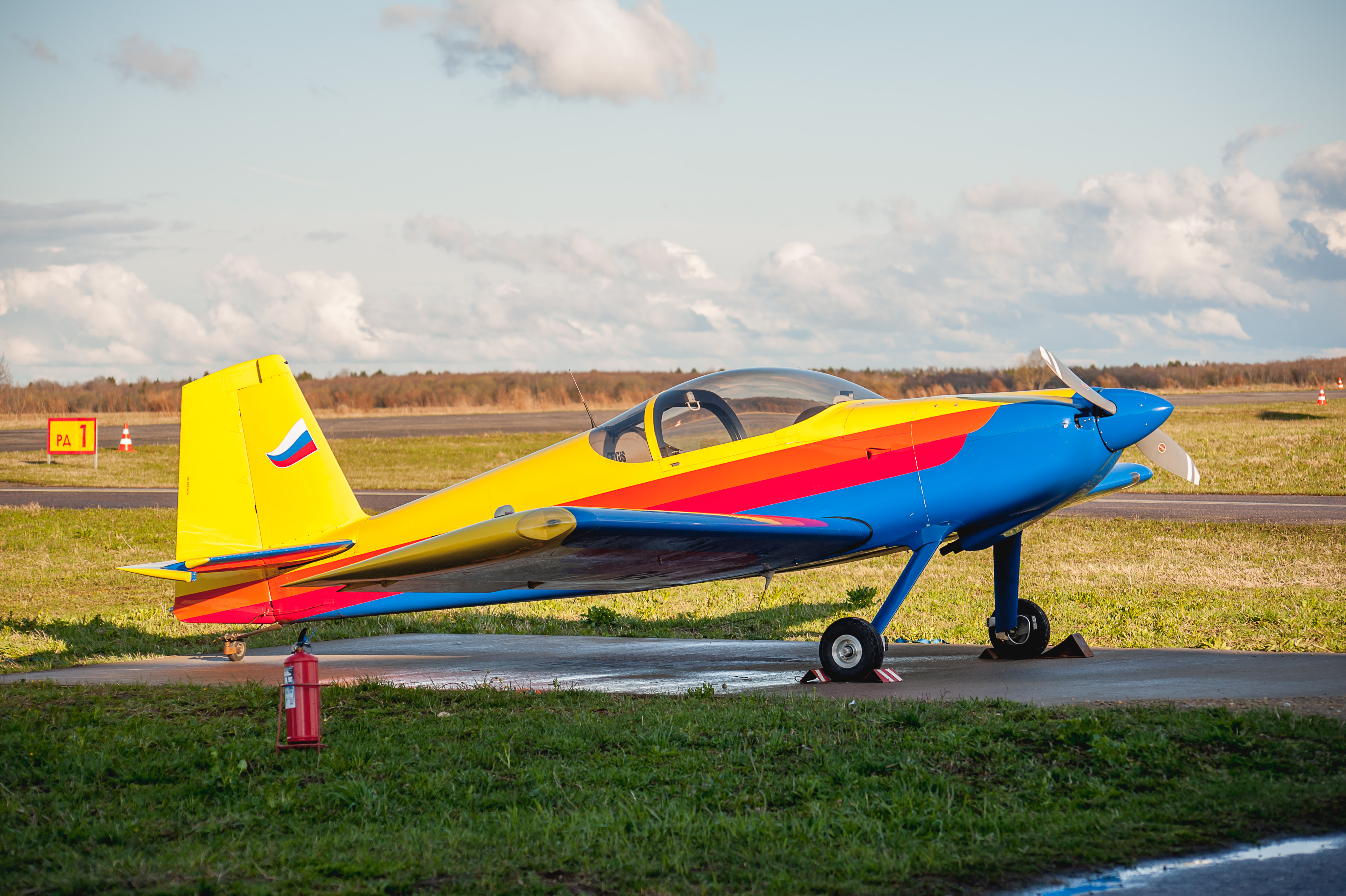 Легкий самолет 7. Cetus 700 самолет. Самолет Cetus RV-7. Спортивные самолеты. Двухместный спортивный самолет.